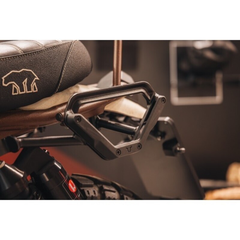 군토,[SW모텍] V-LOC 레전드기어 사이드캐리어 브라켓